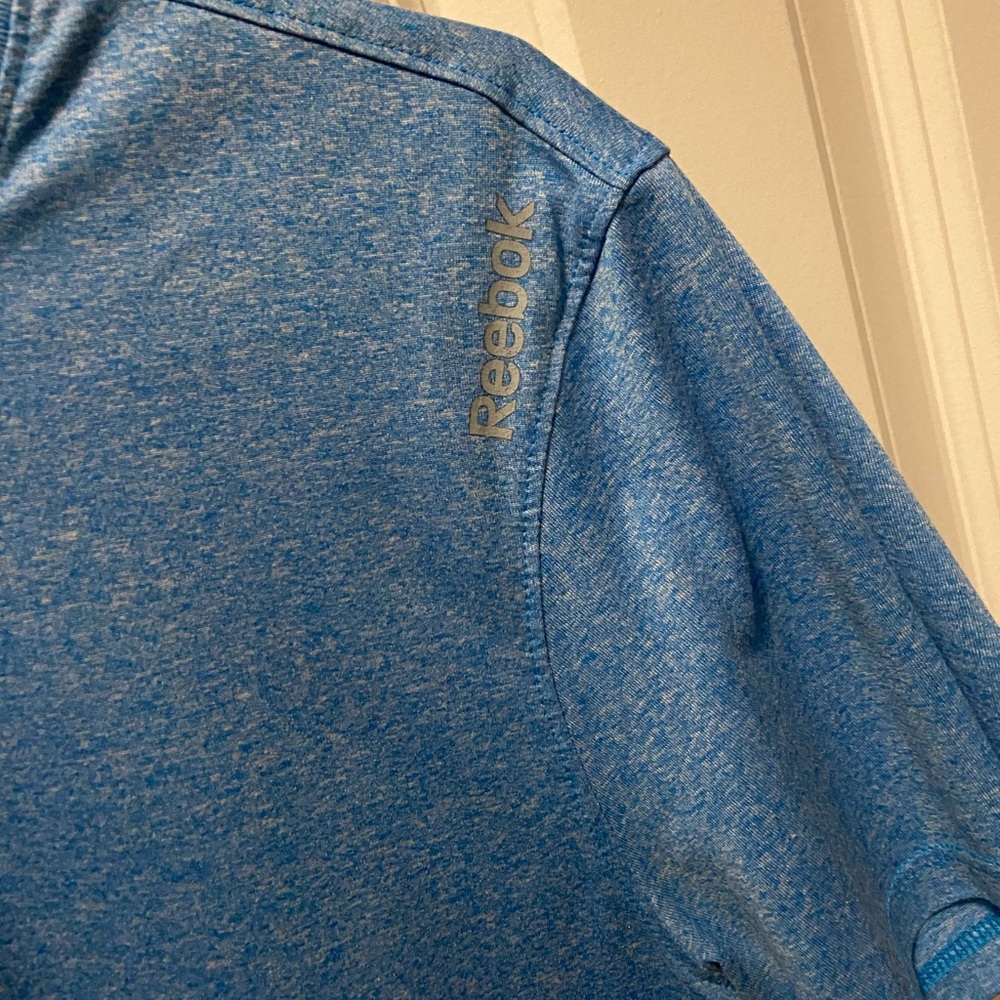 Reebok t-shirt - Picture 2 of 3